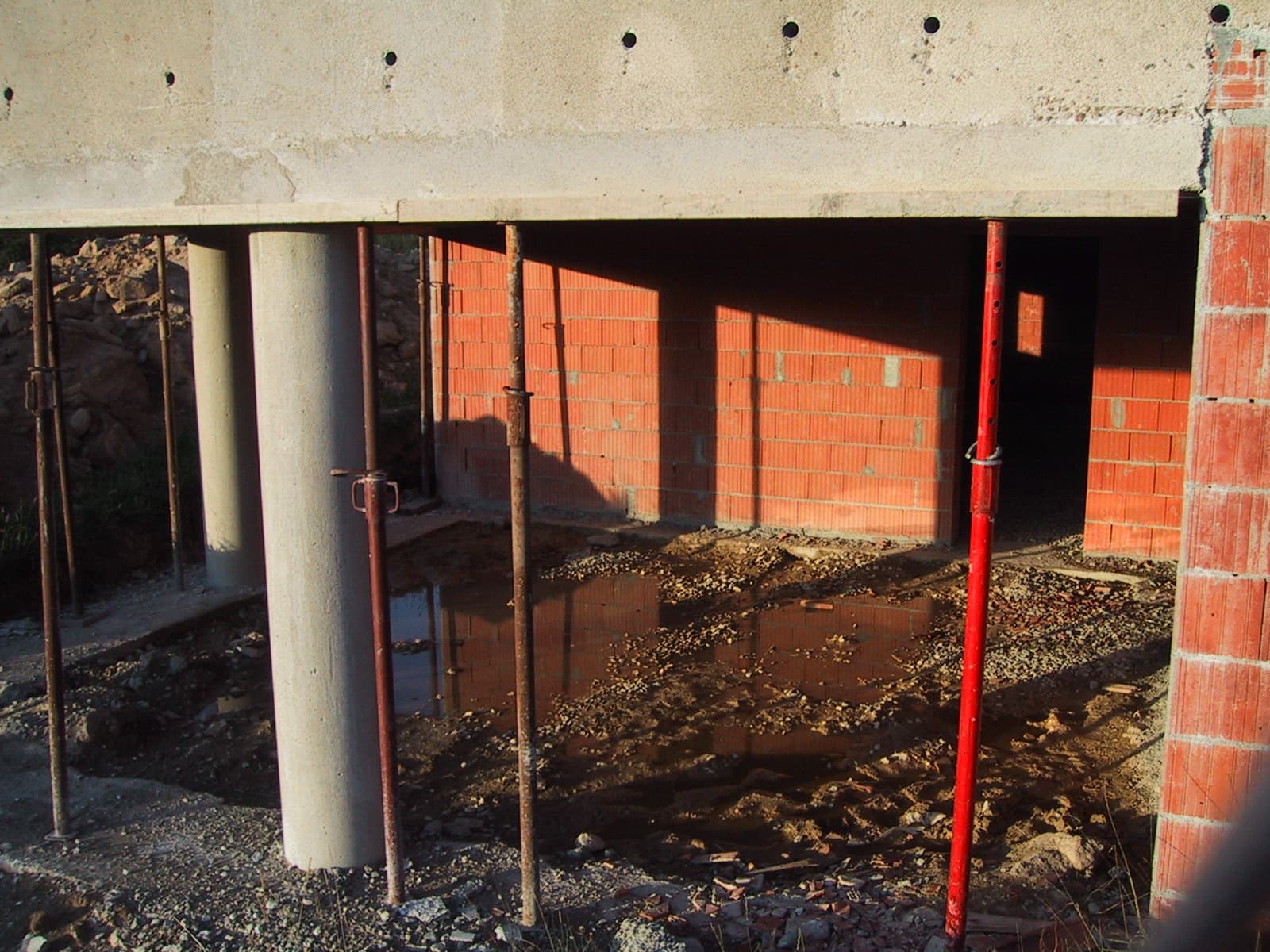 Construction de la structure en béton de l'Héberge (1/5)